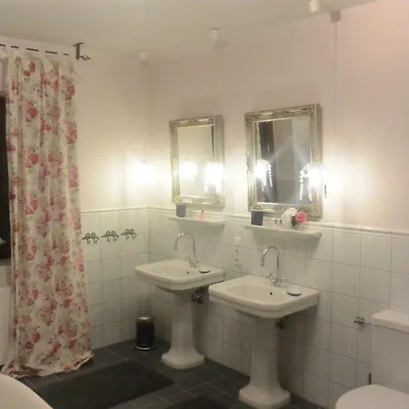 Wiehen Apartment *